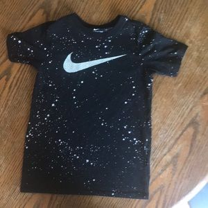 NIKE Spotted Shirt